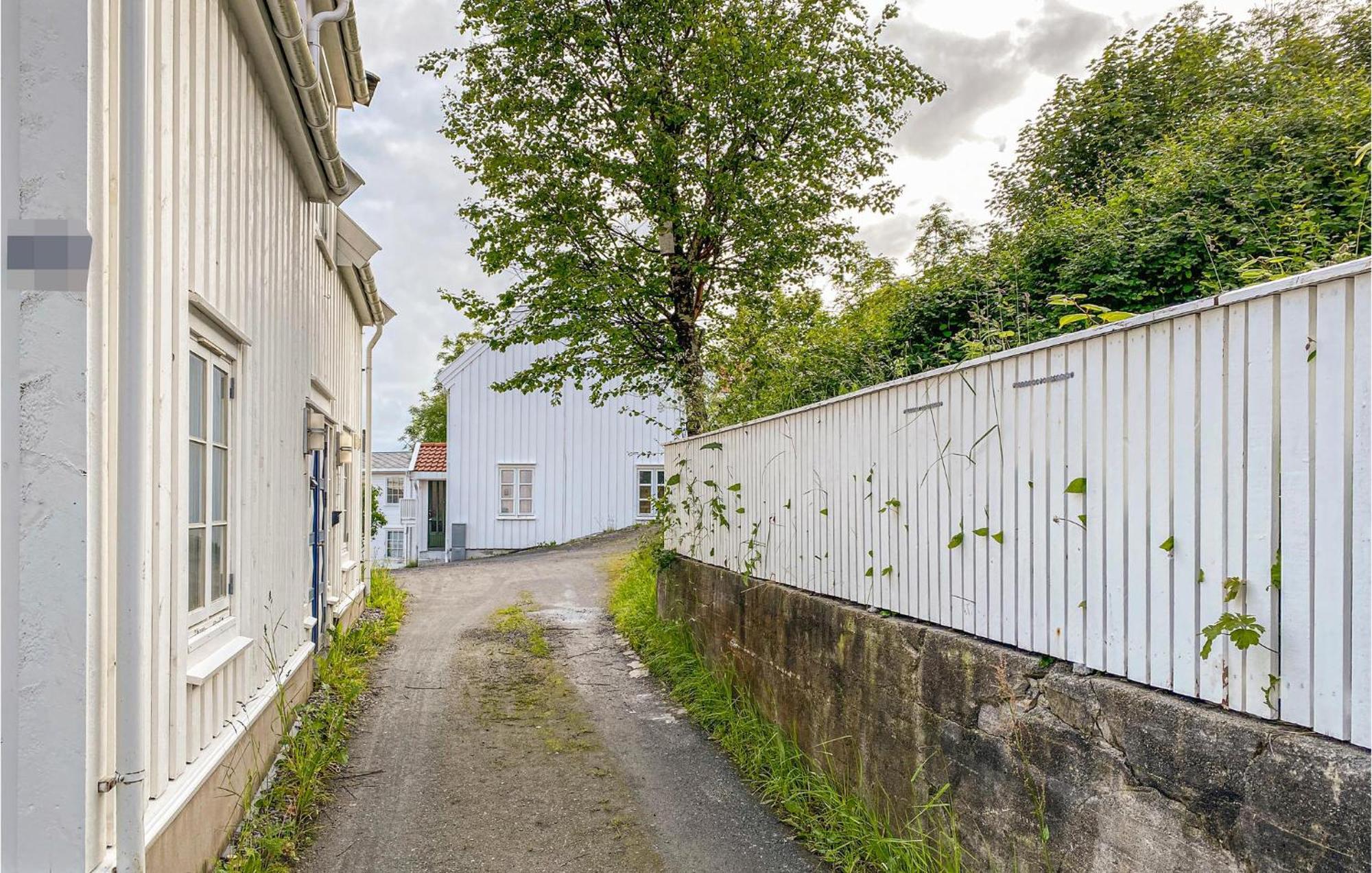 Awesome Home In Kristiansund With House Sea View Exterior foto